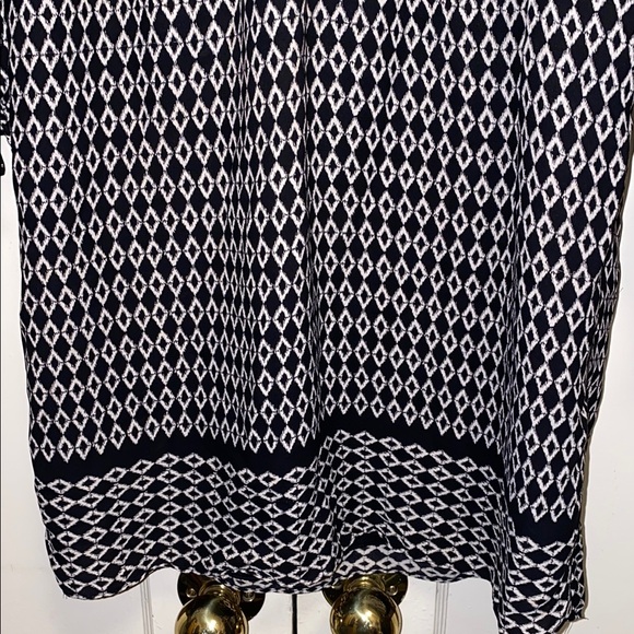 Max Studio Small Black White Geometric Shirt Dress - Picture 6 of 13